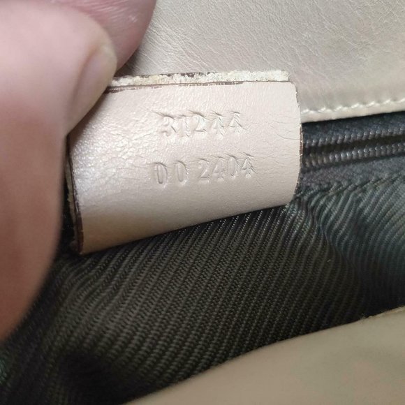 Gucci GG Ivory Canvas Handbag*** - Picture 8 of 8
